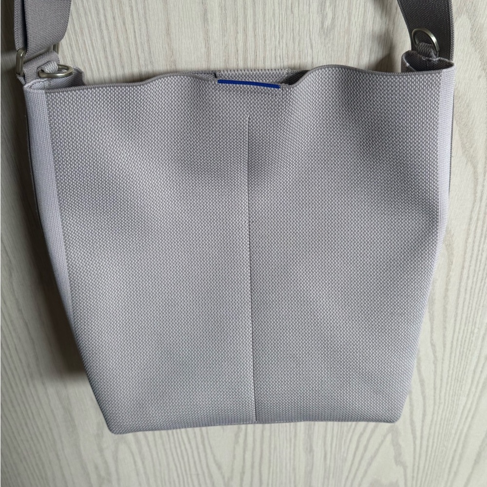 Rothy’s Lilac Haze Bucket Bag - Picture 2 of 14